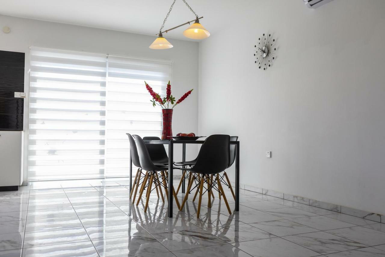 Protaras Villa Hollywood Экстерьер фото