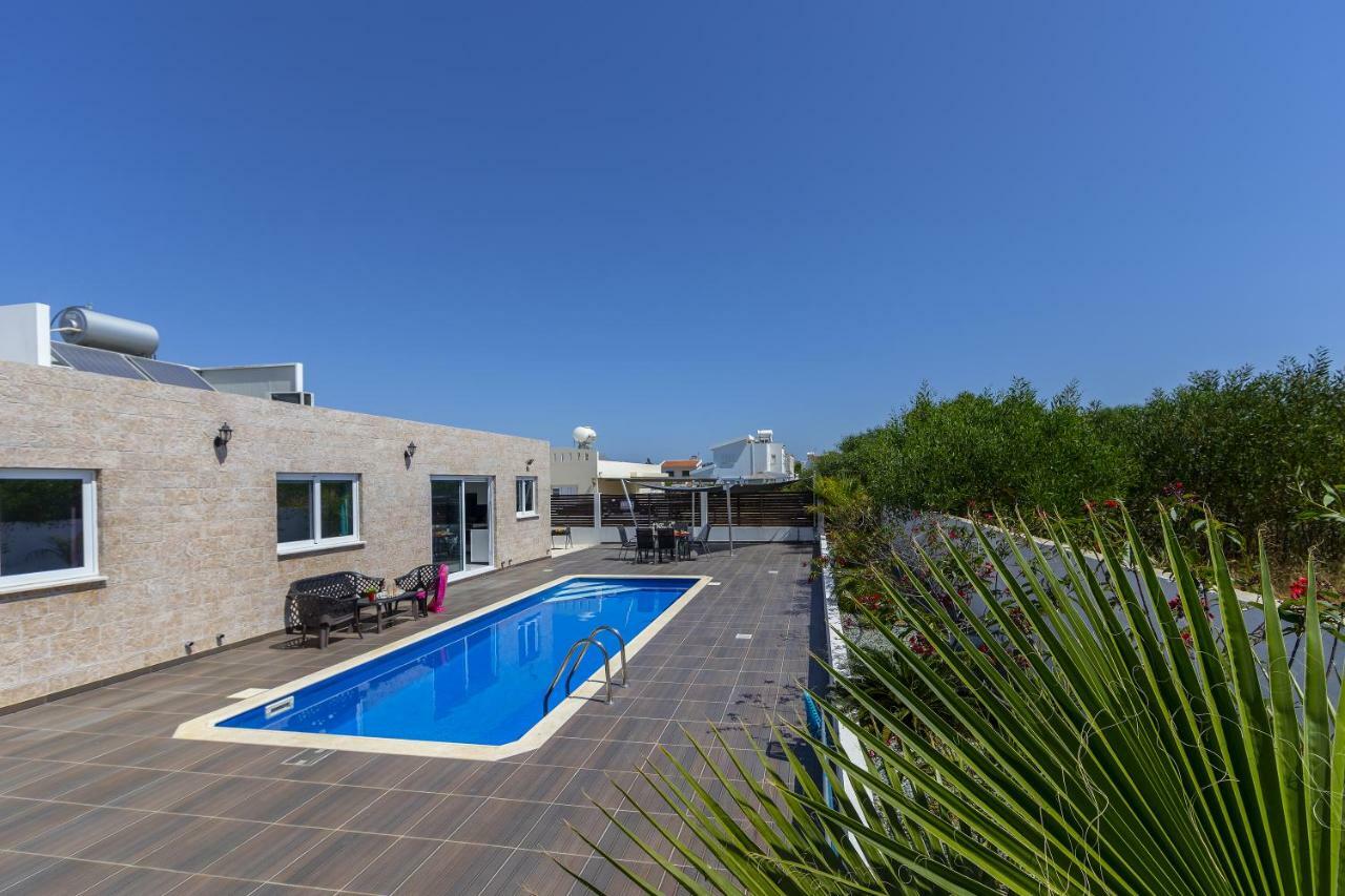 Protaras Villa Hollywood Экстерьер фото
